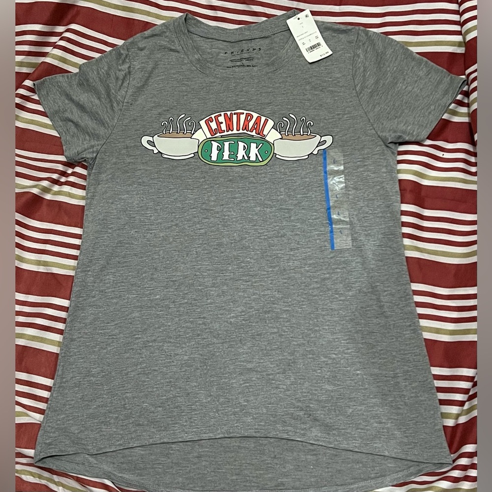 Friends central perk shirt (grey) (L)